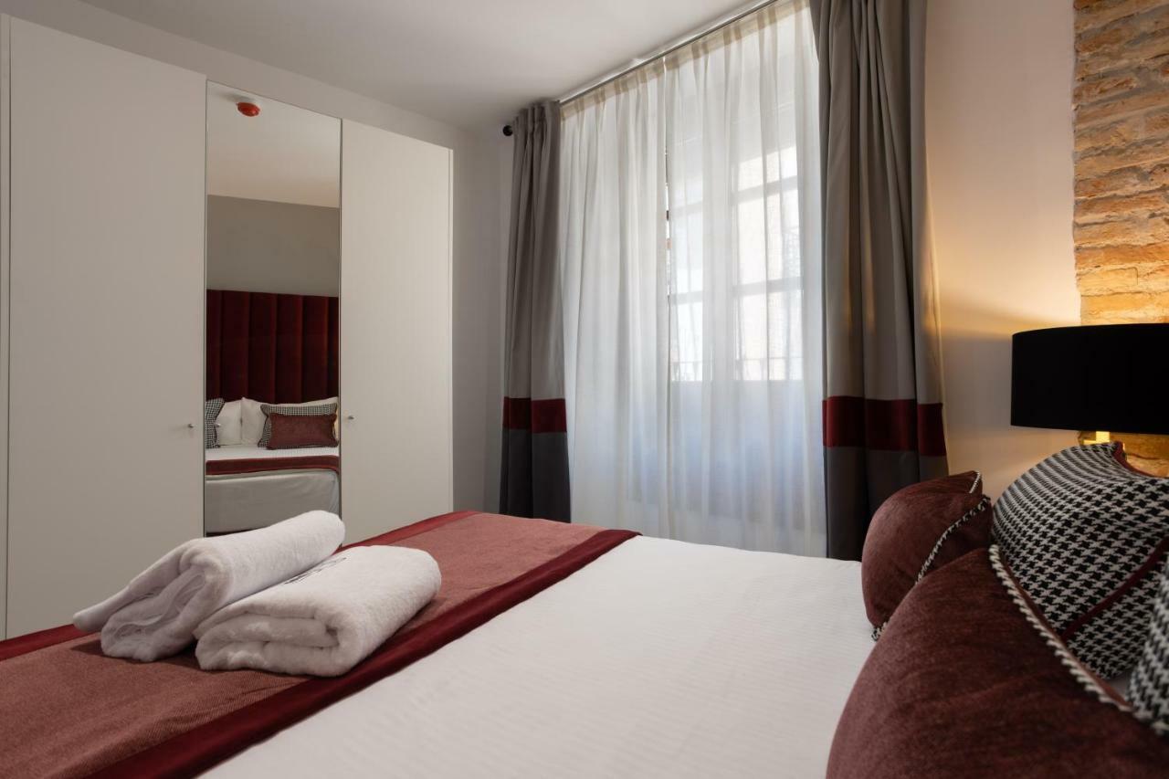 Bibo Suites Plaza Nueva غرناطة المظهر الخارجي الصورة